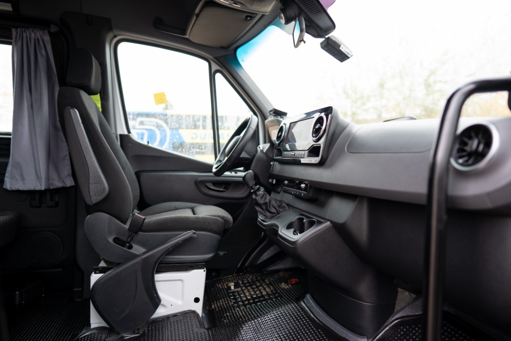 Mercedes-Benz SPRINTER 517 CDI MINIBUS — foto 10